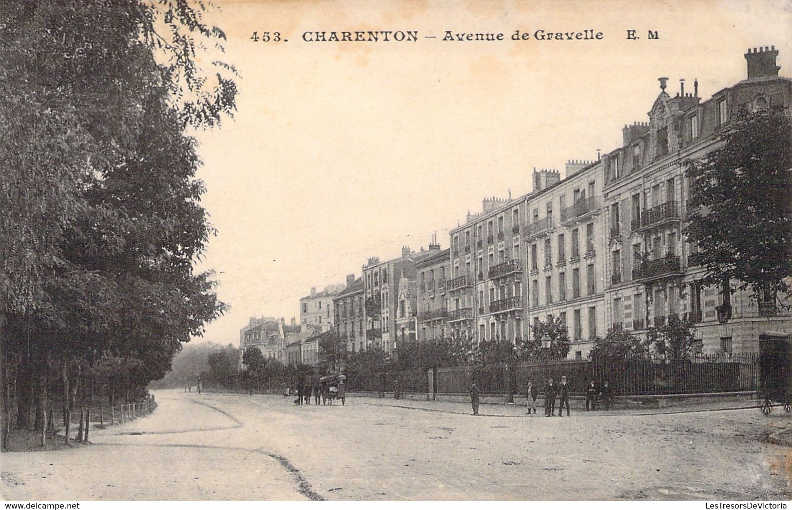 CPA Charenton - Avenue De Gravelle - Animé - Charenton Le Pont