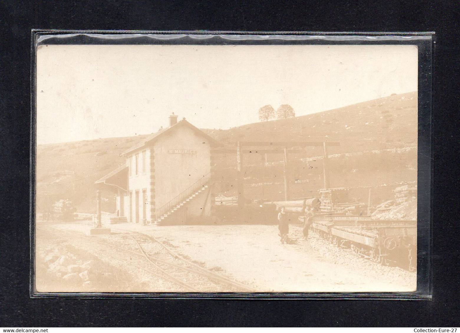 (29/04/22) 39-CPA SAINT MAURICE - CARTE PHOTO - LA GARE - TOP RARE - Otros & Sin Clasificación