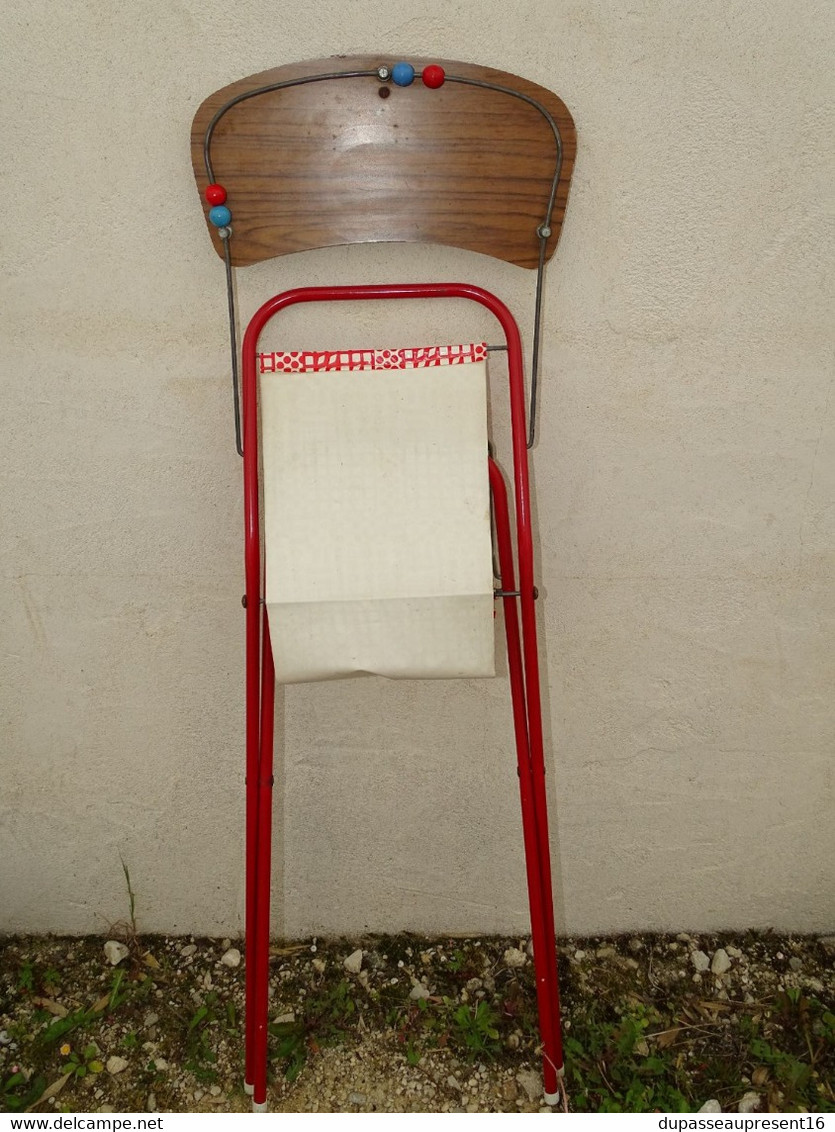 *JOLIE ANCIENNE CHAISE HAUTE pour POUPEE POUPON VINTAGE ANNEES 70 DECO JOUET E