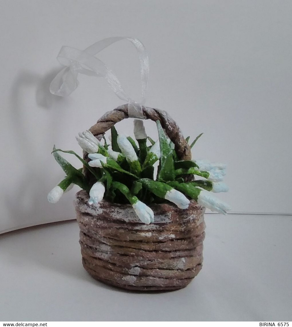 Christmas Tree Toy. Basket With Snowdrops. From Cotton. 8×5 Cm. New Year. Christmas. Handmade. - 3-88-i - Décoration De Noël