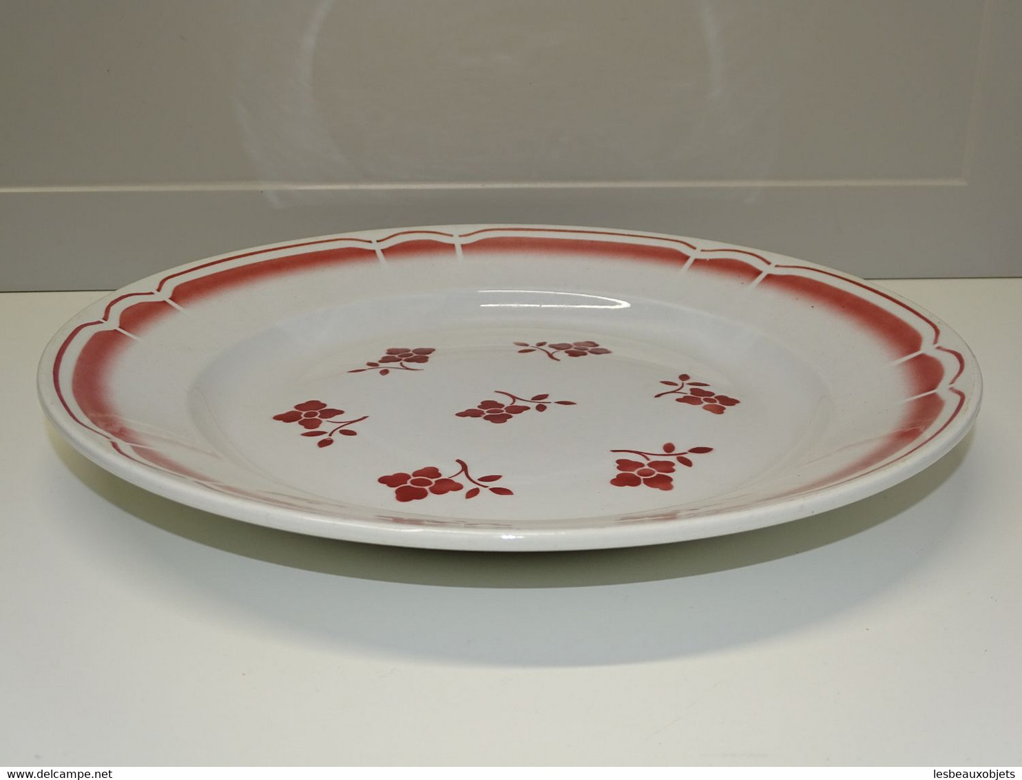 *JOLI ANCIEN PLAT ROND CERAMIQUE OPAQUE BADONVILLER déco cuisine E