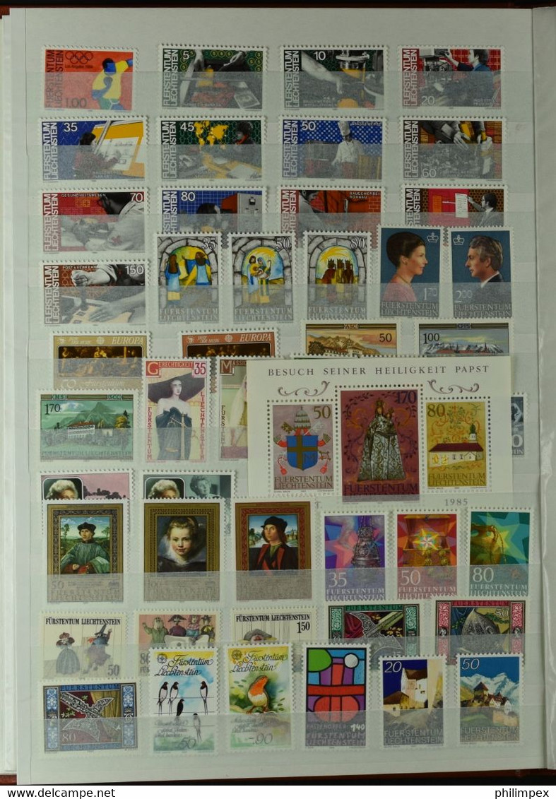 LIECHTENSTEIN, COLLECTION 730 DIFFERENT NEVER HINGED STAMPS IN STOCK-BOOK  1958-1995