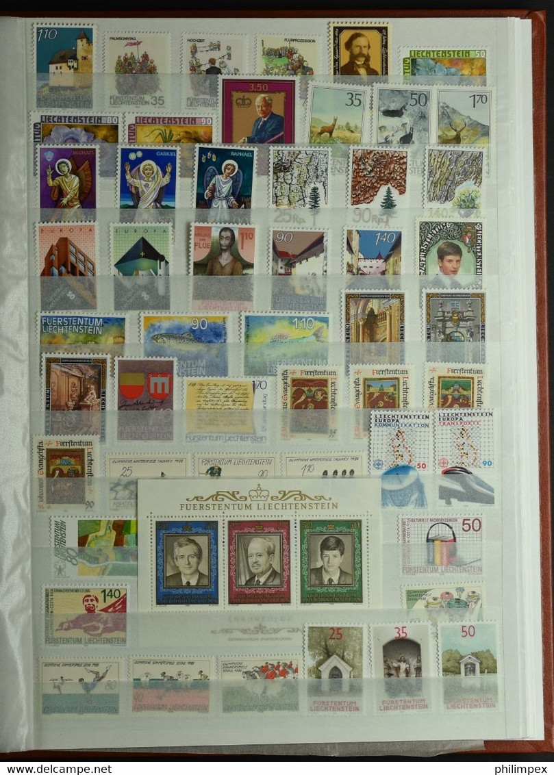 LIECHTENSTEIN, COLLECTION 730 DIFFERENT NEVER HINGED STAMPS IN STOCK-BOOK  1958-1995