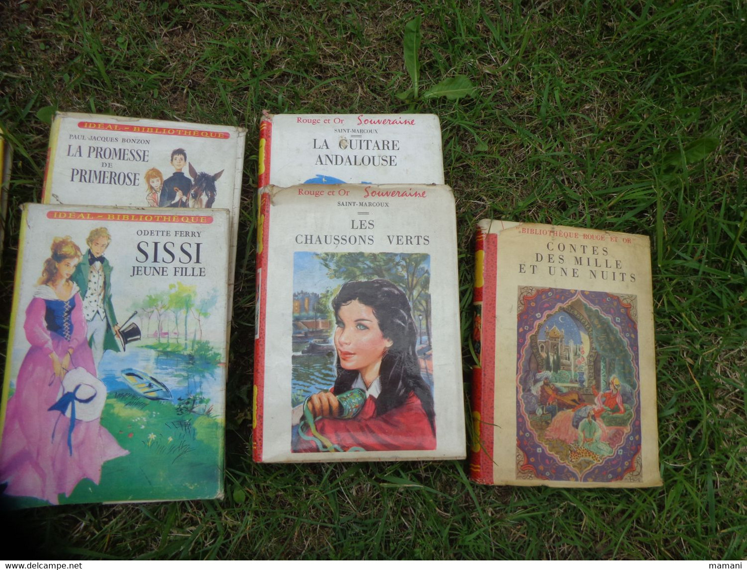 lot de 16 livres (voir liste dans le descriptif) avec valisette carton ancienne a restaurer