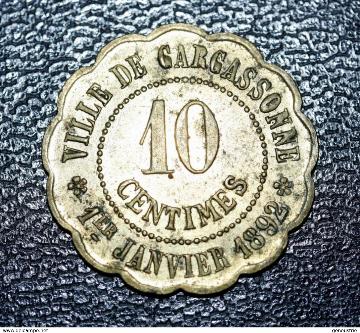 Jeton De Nécessité "10c - Union Philanthropique - Fourneaux Démocratiques / Ville De Carcassonne - 1er Janvier 1892" - Monétaires / De Nécessité