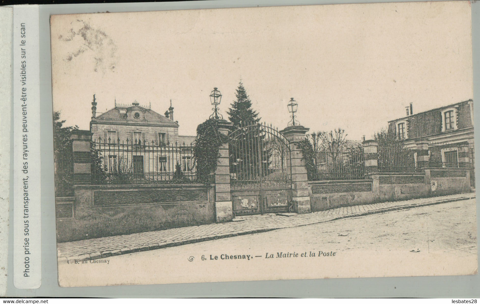 LE CHESNAY La Mairie Et La Poste  ( Timbres Type Blanc 5C + Chiffre Taxe 10c  (Avril 2022 369) - Le Chesnay