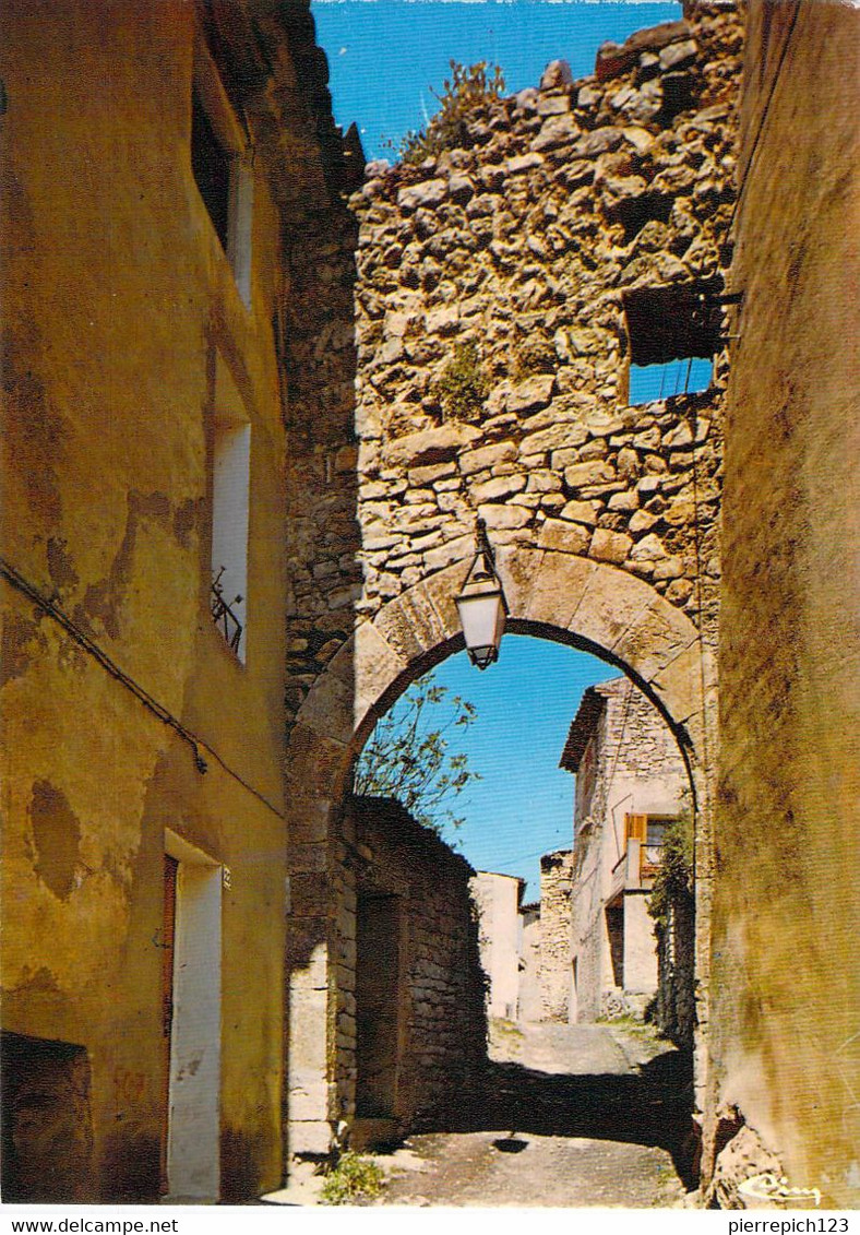 83 - Carcès - Rue Du Roy - Carces