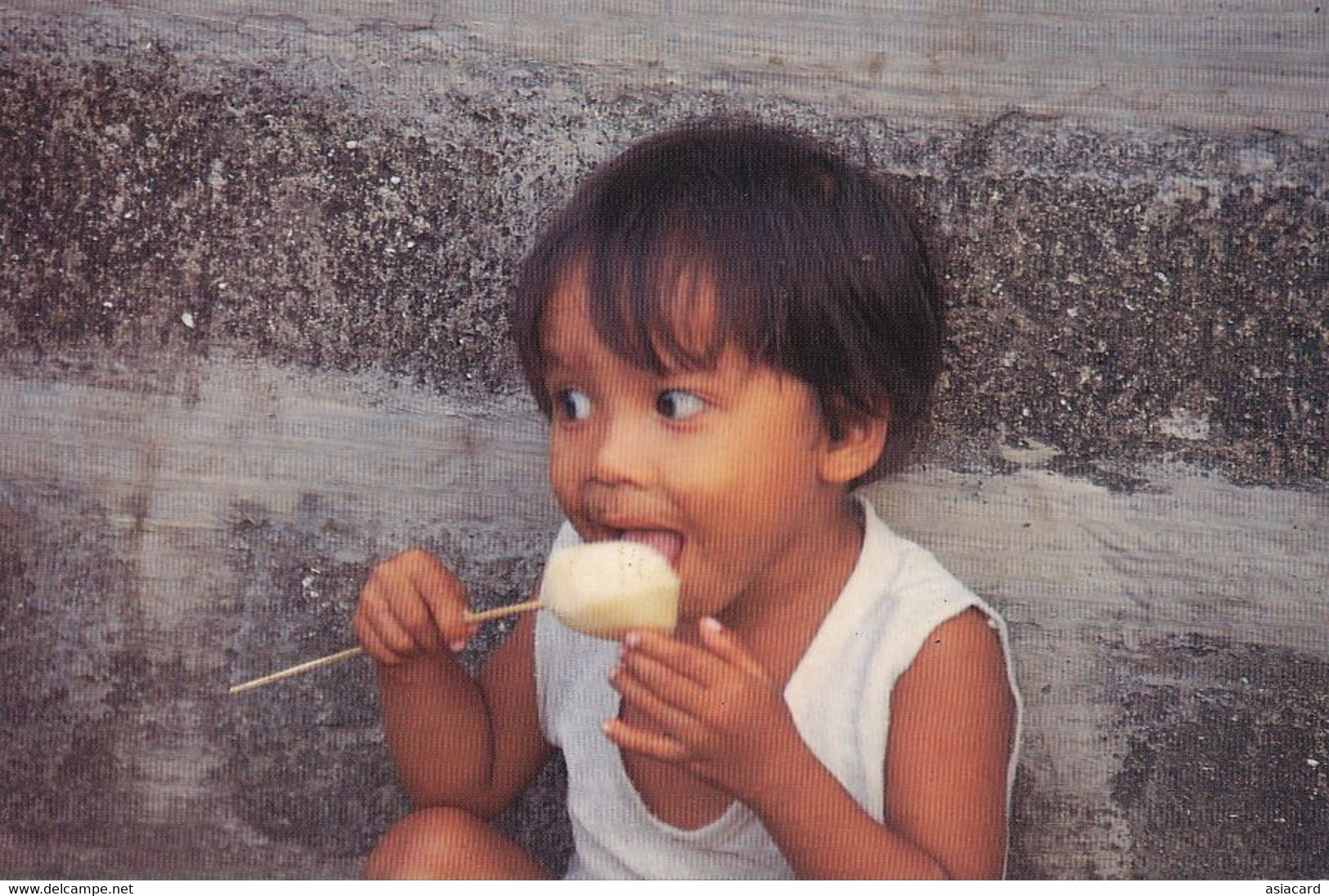 Manila Enfant à La Sucette  Boy With Lollipop  Association Alouette 55210 St Maurice Sous Les Cotes France - Philippines