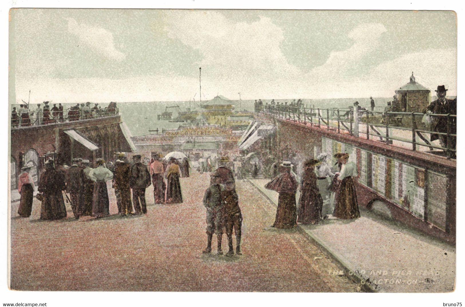 The Cap And Pier Head, CLACTON ON SEA - Clacton On Sea