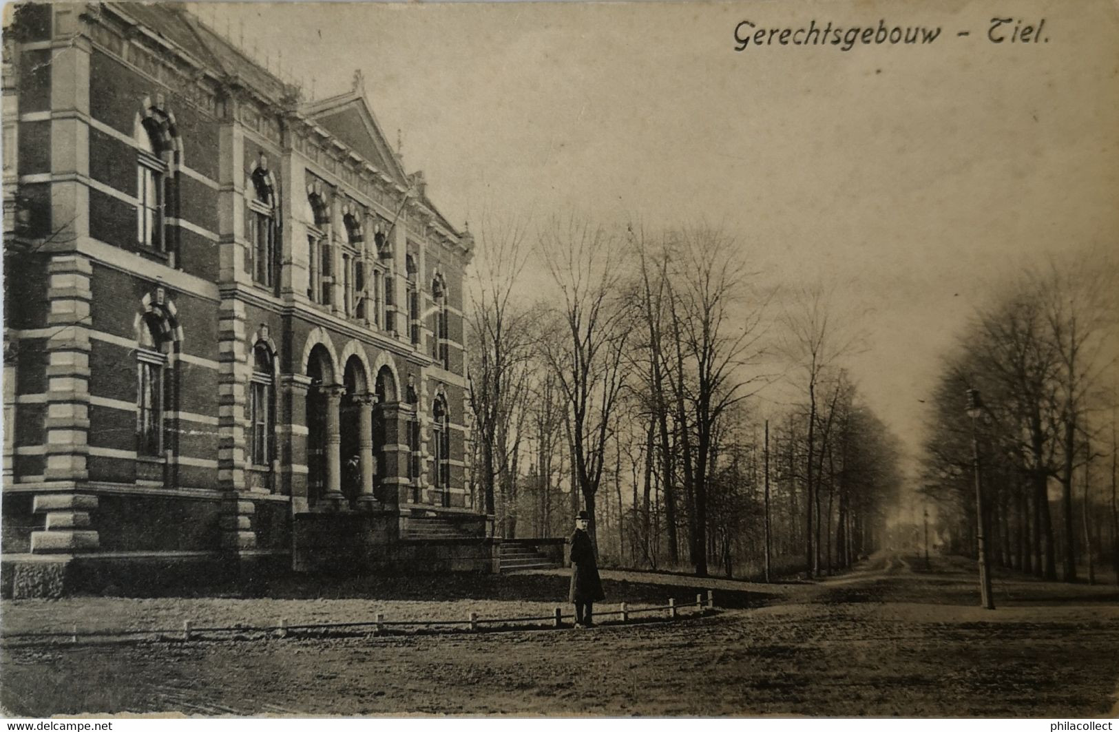 Tiel (Gld.) Gerechtsgebouw (niet Standaard) 1946 - Tiel