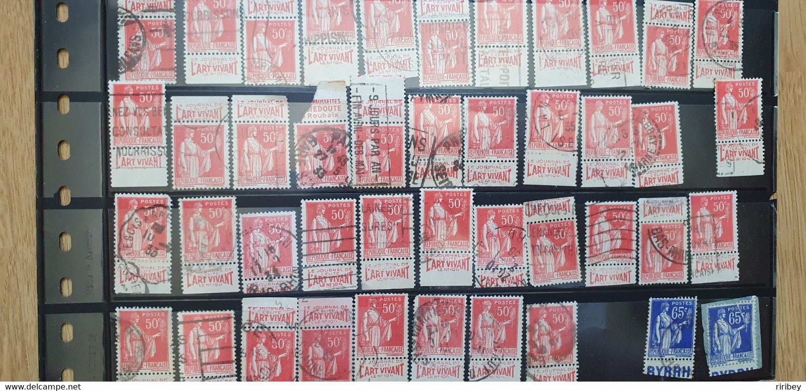 Lot De 202 Timbres Avec Bandelette Publicité ( Voir Les 9 Scans ) - Otros & Sin Clasificación