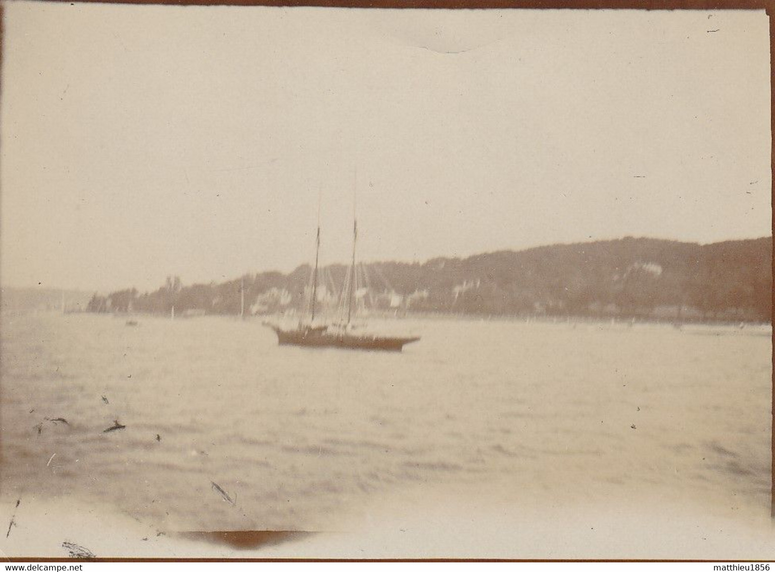 Photo 1893 COWES (Isle Of Wight) - A View (A239) - Cowes