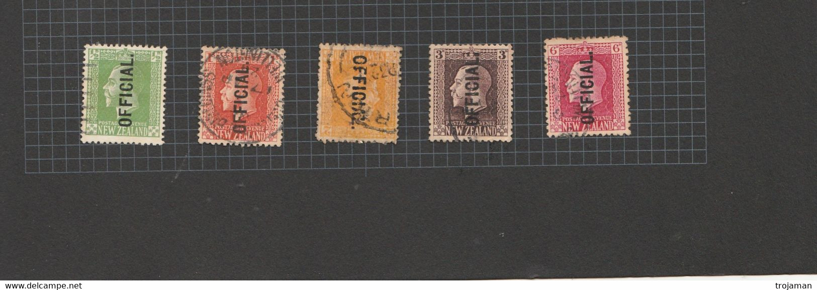 EX-PR-22-05 NEW ZEALAND. 5  USED STAMPS. OFFICIAL - Ongebruikt