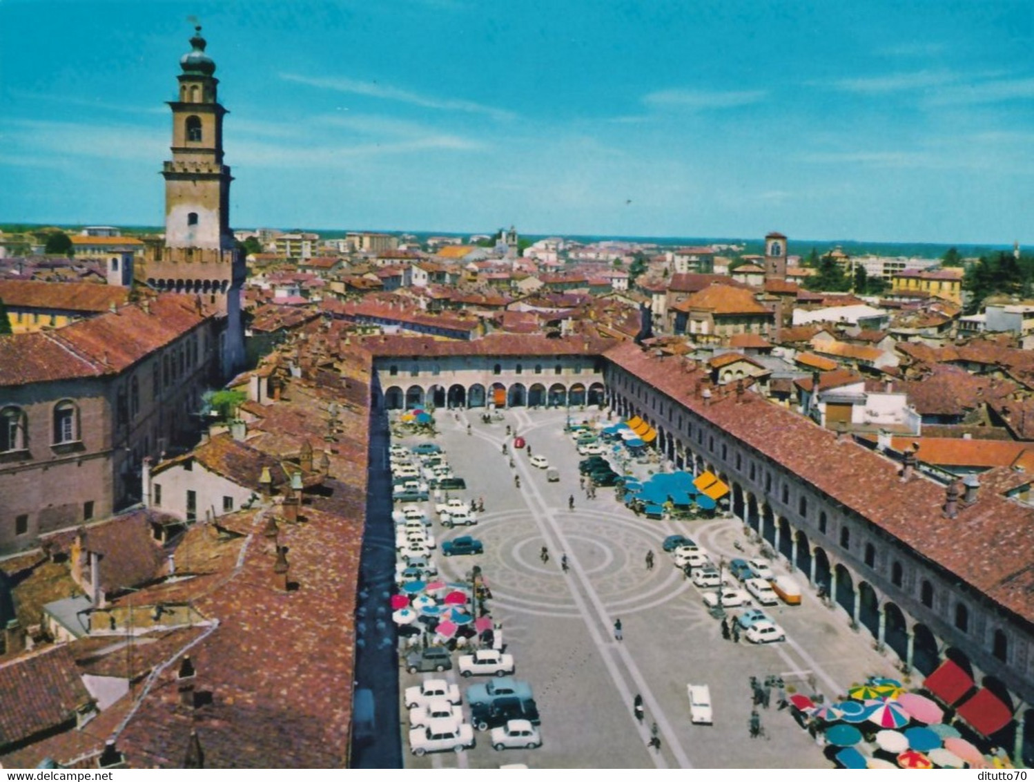 Vigevano - Panorama E Piazza Ducale - Formato Grande Viaggiata - FE170 - Vigevano