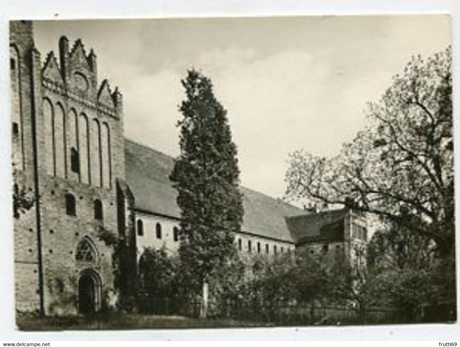 AK 050871 GERMANY - Kloster Chorin - Außenhof Westseite - Chorin