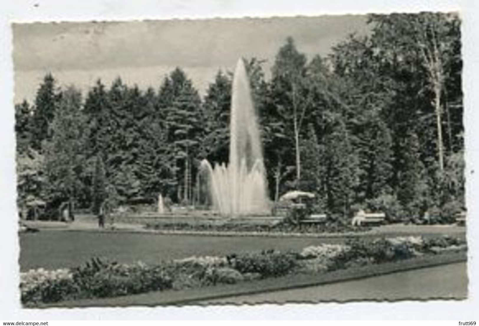 AK 050938 GERMANY - Bad Lippspringe - Leuchtfontäne Im Kaiser-Karls-Park - Bad Lippspringe