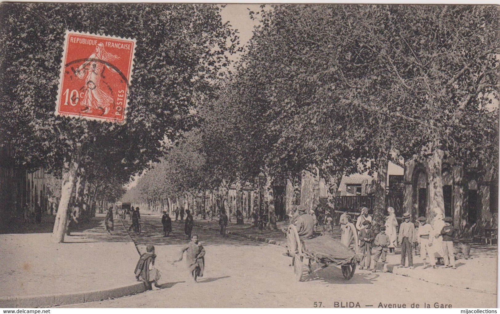 CPA- D2-ALGERIE- BLIDA- Avenue De La Gare-chareton-arbres-belle Animation- - Blida