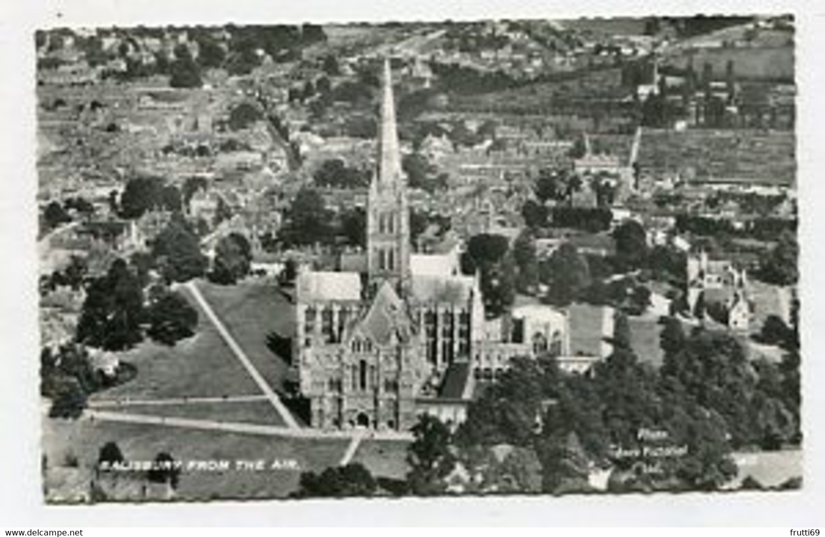 AK 051139 ENGLAND - Sailsbury From The Air - Salisbury