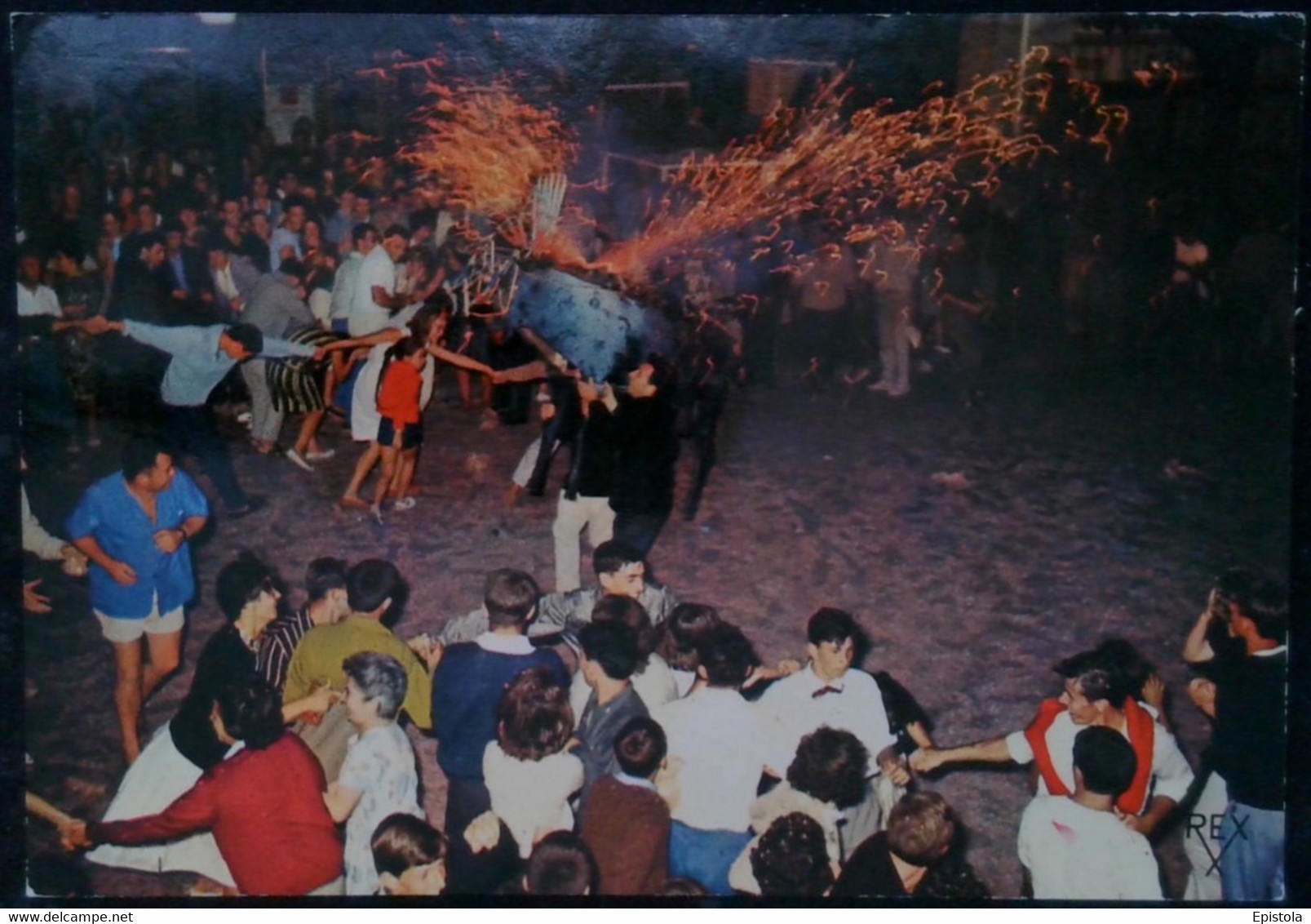 ►TORO De Fuego (Côte Basque) 1974 - Corrida