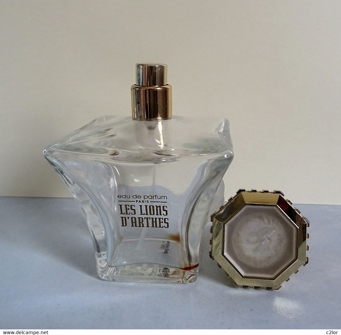 Joli Flacon Vaporisateur "Les Lions D'Arthes " De J. ARTHES Eau De Parfum 100 Ml VIDE/EMPTY Pour Collection/décoration - Flaconi Profumi (vuoti)