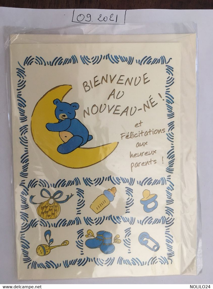 Cpm Neuve, Bienvenu Au Nouveau Né, Illustrations Ourson Sur Croissant De Lune, Sucette, Biberon, Chausson, éd Milaberto - Birth