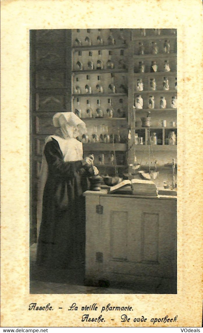 038 815 - CPA - Belgique - Assche - La Vieille Pharmacie - Asse