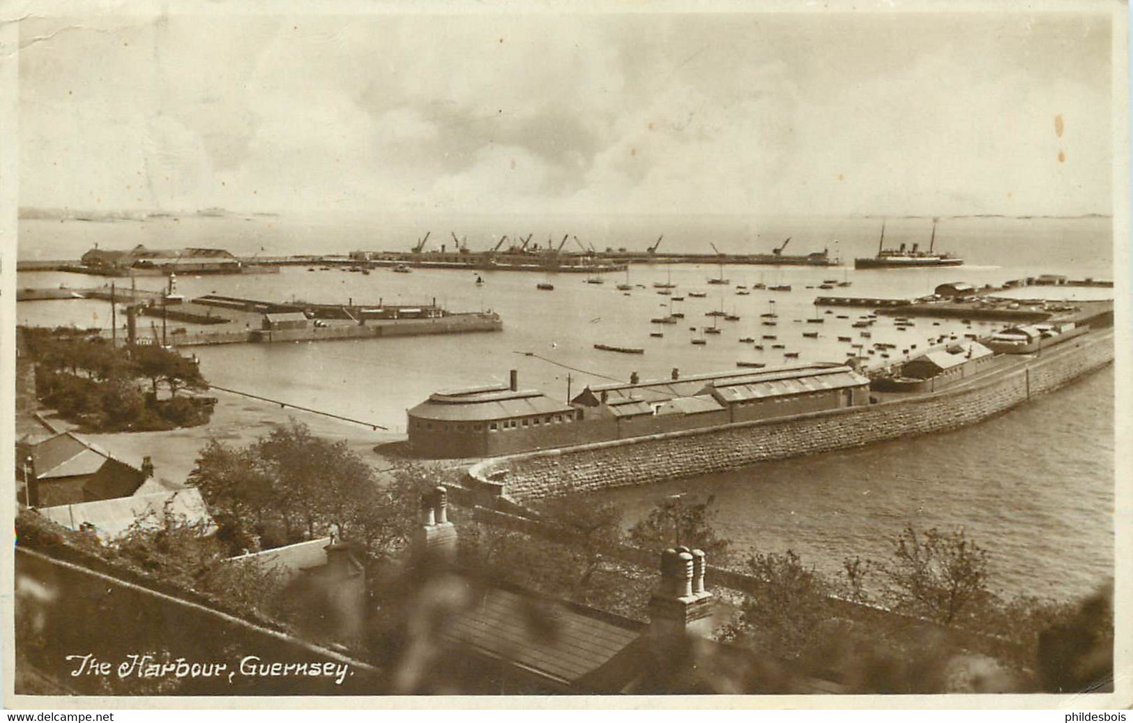 GUERNSEY  The Harbour - Guernsey