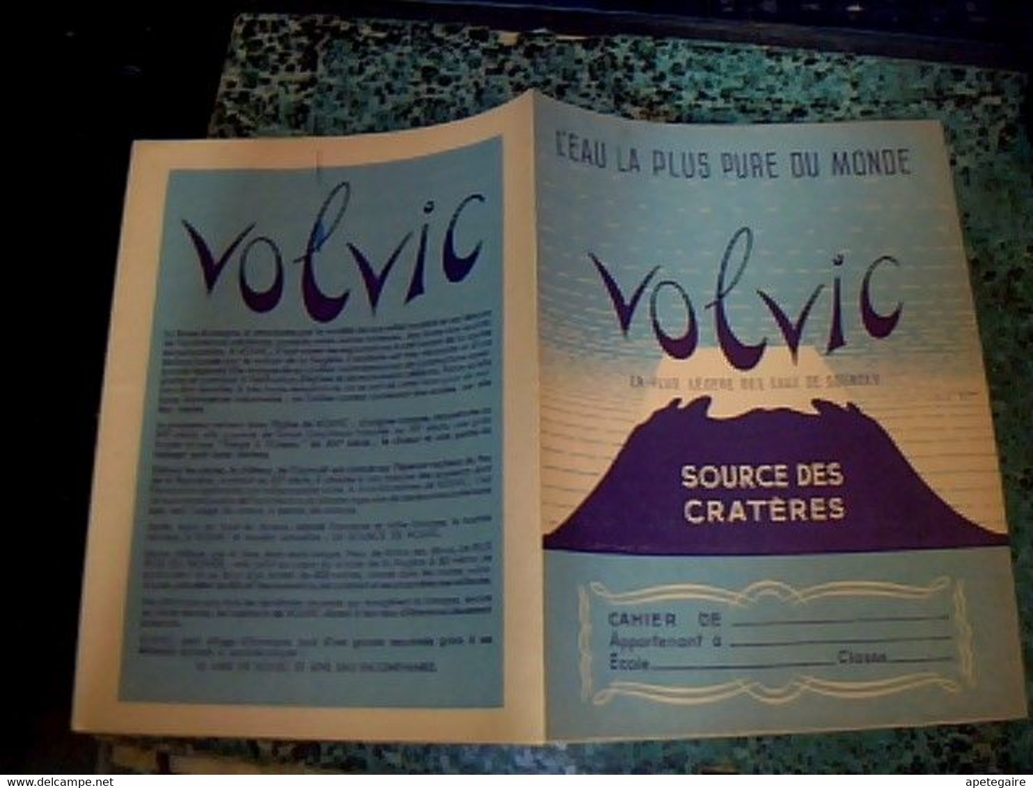 Vieux Papier Protège- Cahier Eau Minérale Volvic Source Des Cratères - V