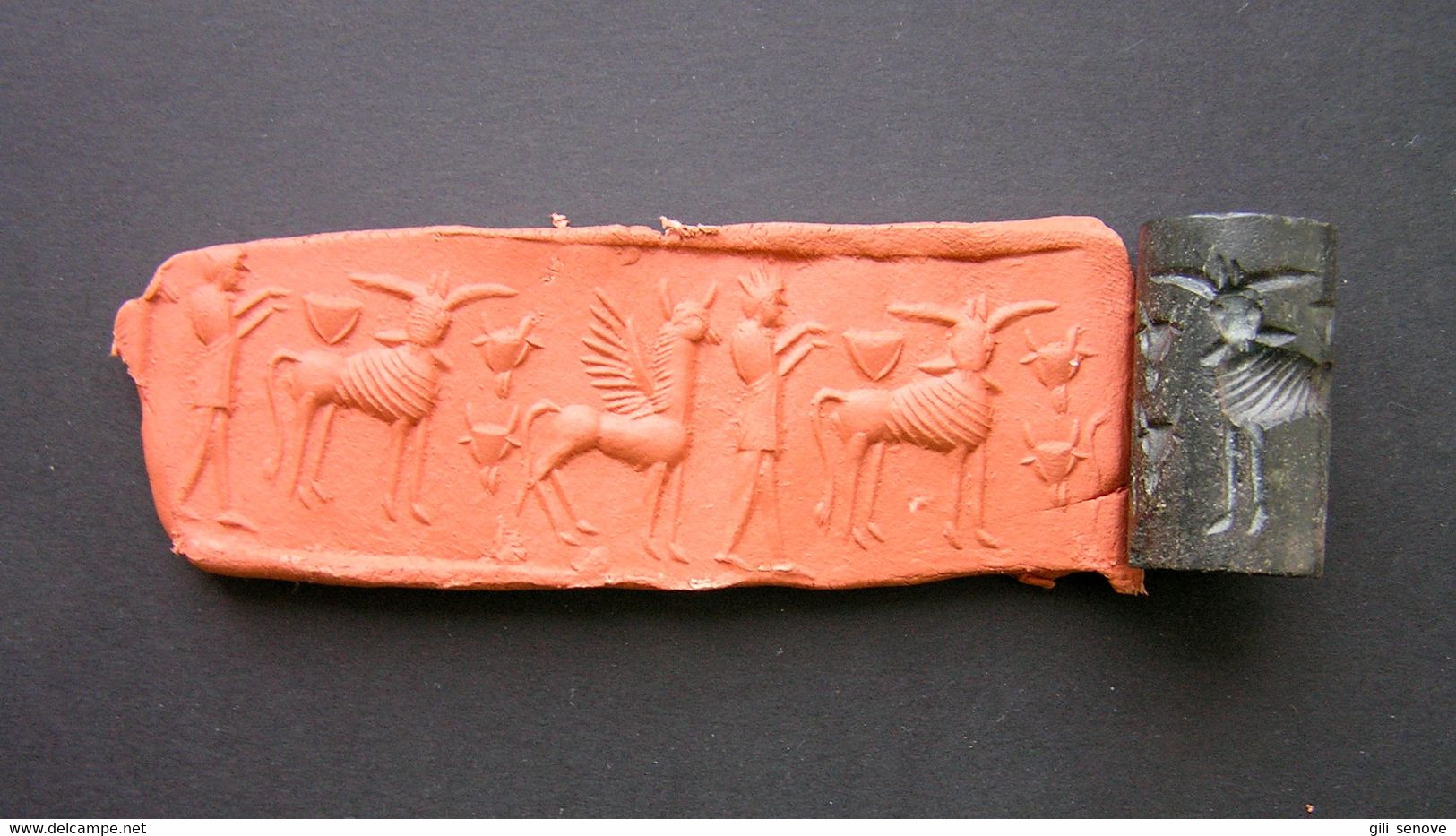 Ancient Hittite Stone Cylinder Seal - Archéologie