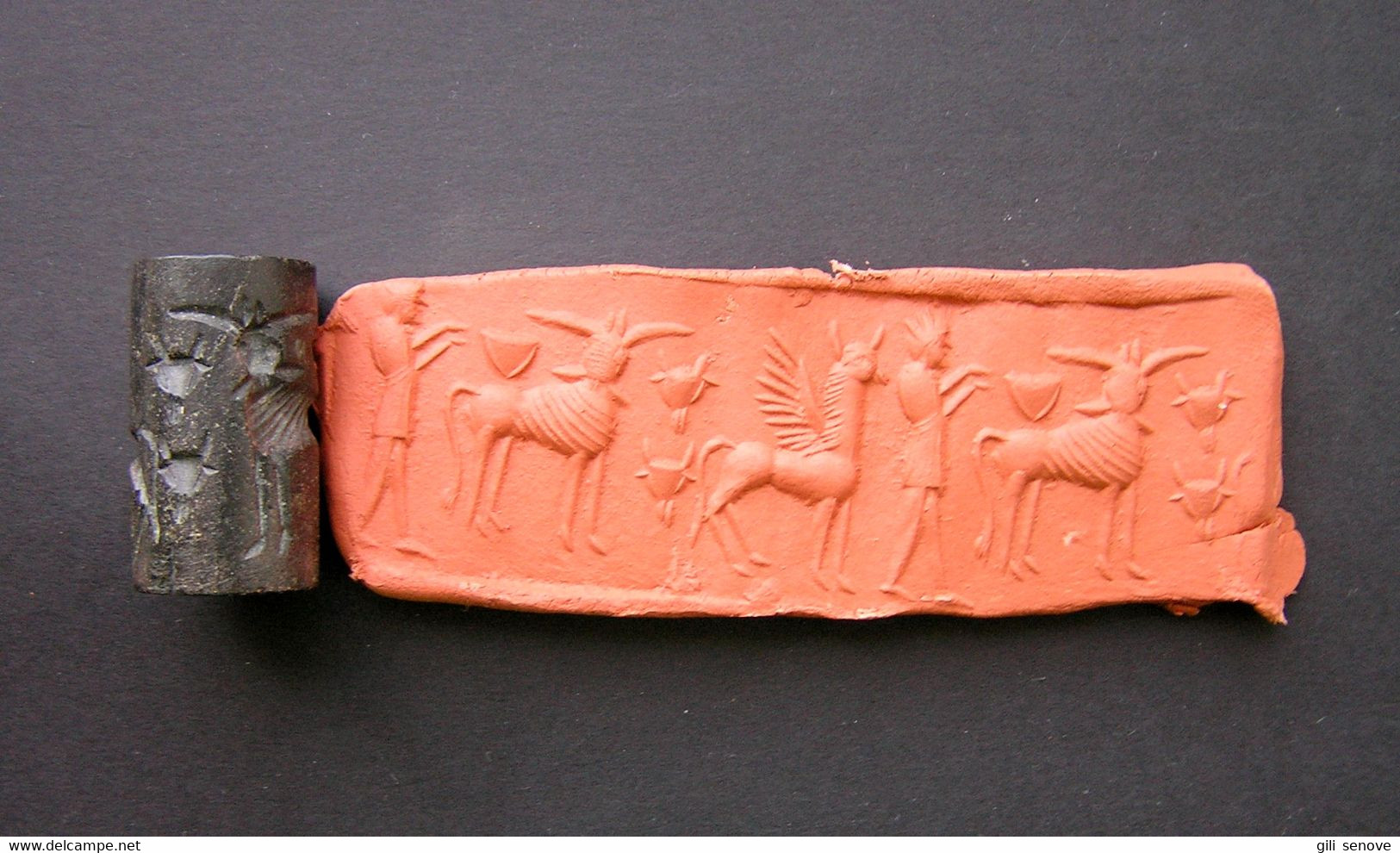 Ancient Hittite Stone Cylinder Seal - Archéologie