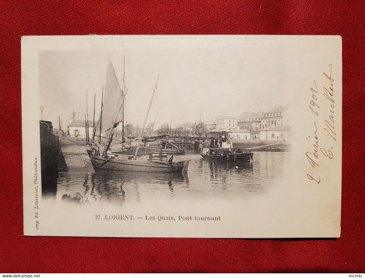 CPA -   Lorient - Les Quais , Pont Tournant -  (bateaux , Bateau) - Lorient