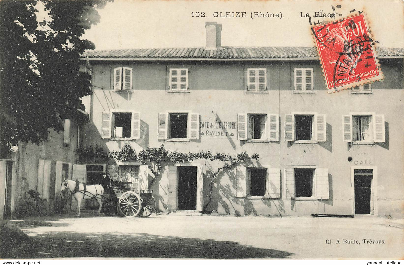 69 - RHÔNE - GLEIZÉ - La Place, Café Du Téléphone, Ravinet -beau Cliché - 10240 - Gleize