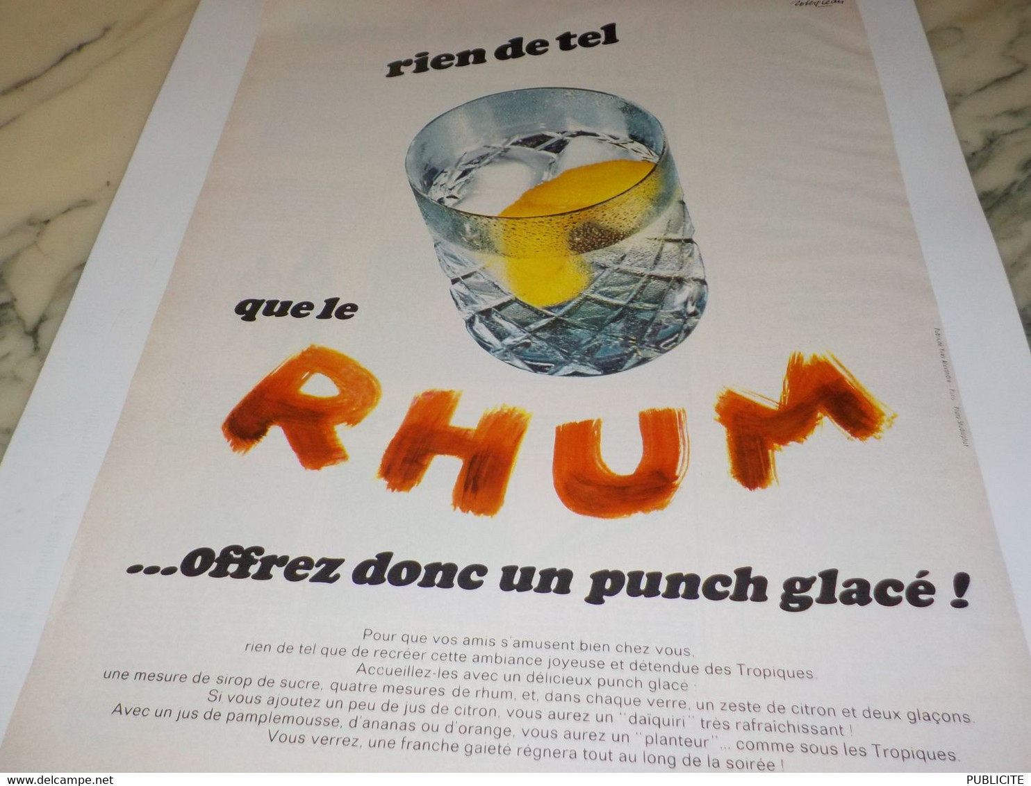 ANCIENNE PUBLICITE RIEN DE TEL QUE LE RHUM  1970 - Alcools