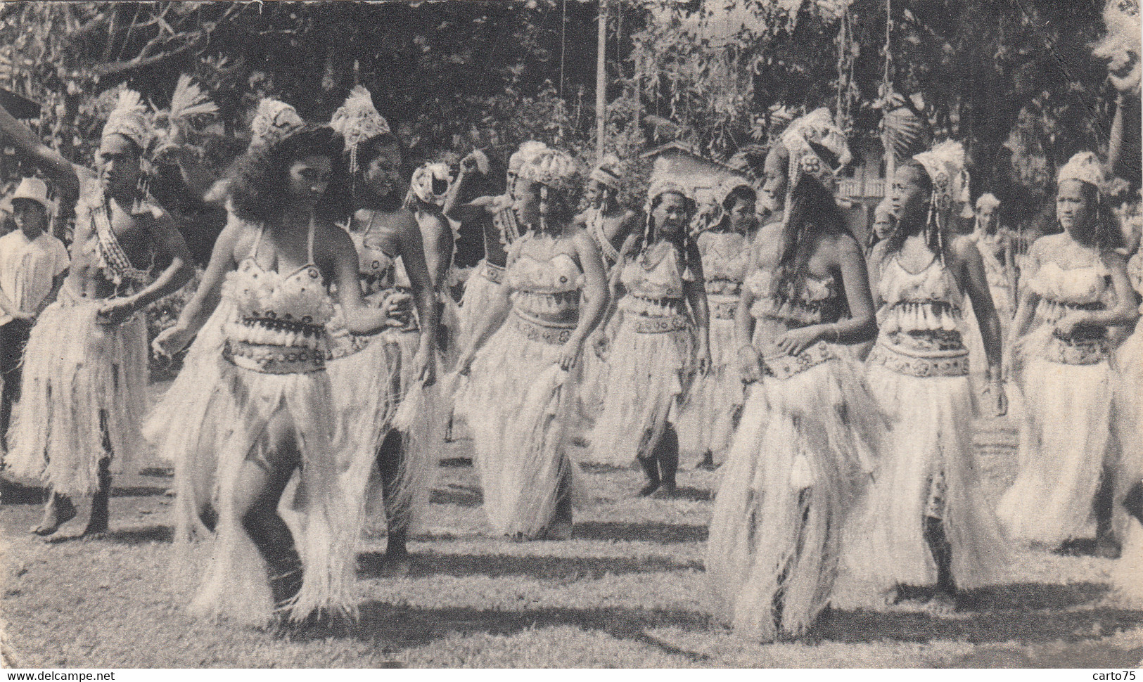 Océanie - Tahiti - Danseuses - Oblitéré Papeete 1954 - Tahiti