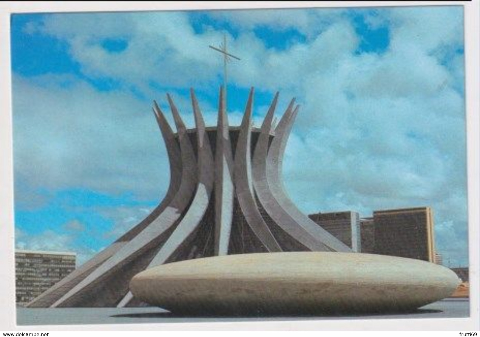 AK 052256 BRAZIL - Brasilia - Catedral - Brasilia
