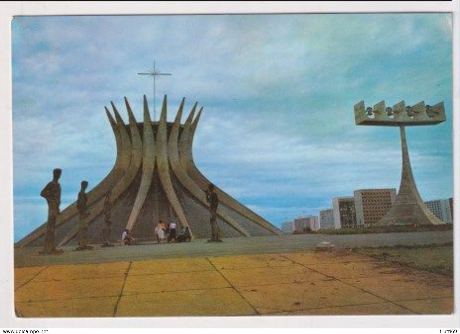 AK 052267 BRAZIL - Brasilia - Catedral - Brasilia