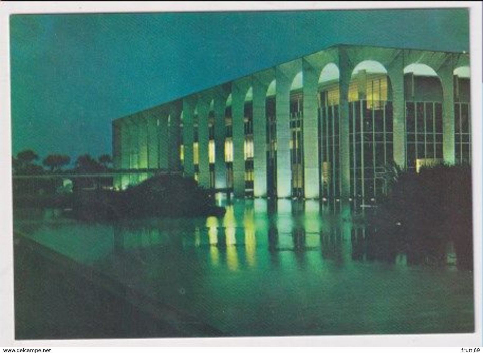 AK 052272 BRAZIL - Brasilia - Vista Noturna Do Palacio Dos Arcos - Itamaratti - Brasilia