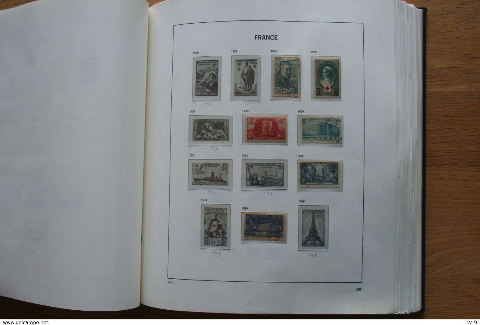 DAVO ALBUM FRANCE FRANKREICH FRANKRIJK year 1849-1979  with lots of stamps See Pictures