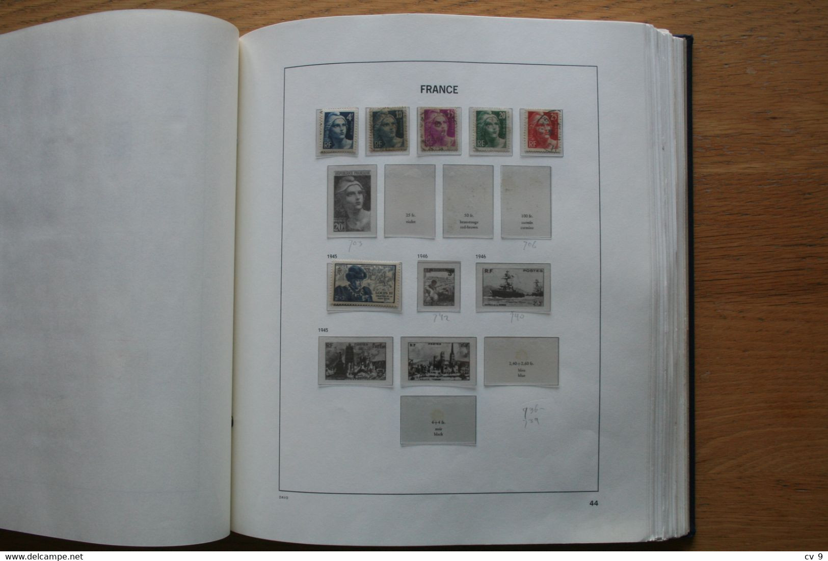 DAVO ALBUM FRANCE FRANKREICH FRANKRIJK year 1849-1979  with lots of stamps See Pictures