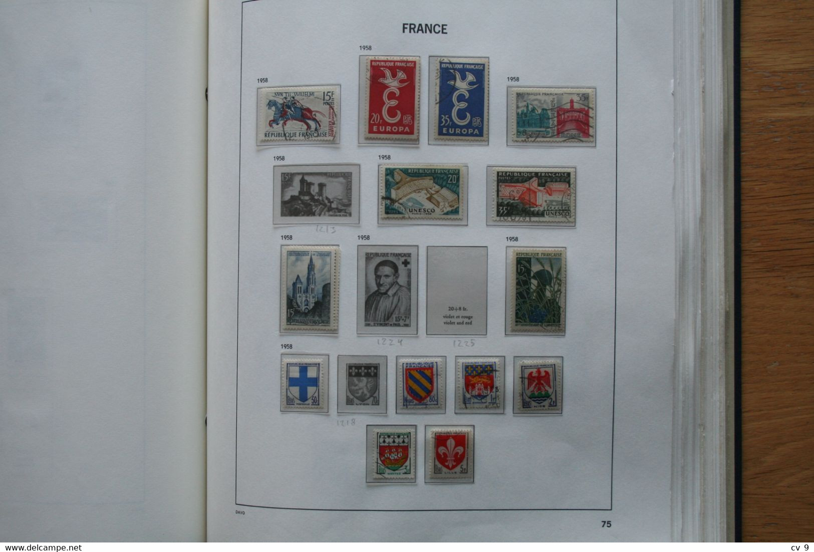 DAVO ALBUM FRANCE FRANKREICH FRANKRIJK year 1849-1979  with lots of stamps See Pictures