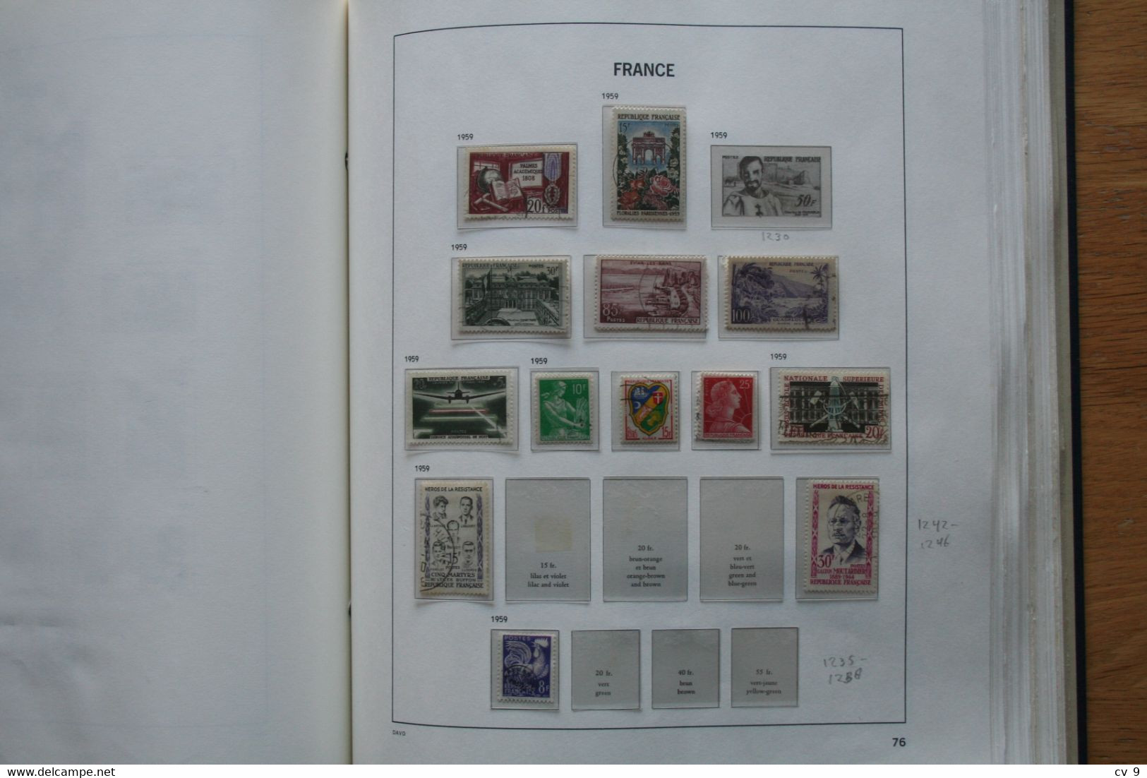 DAVO ALBUM FRANCE FRANKREICH FRANKRIJK year 1849-1979  with lots of stamps See Pictures