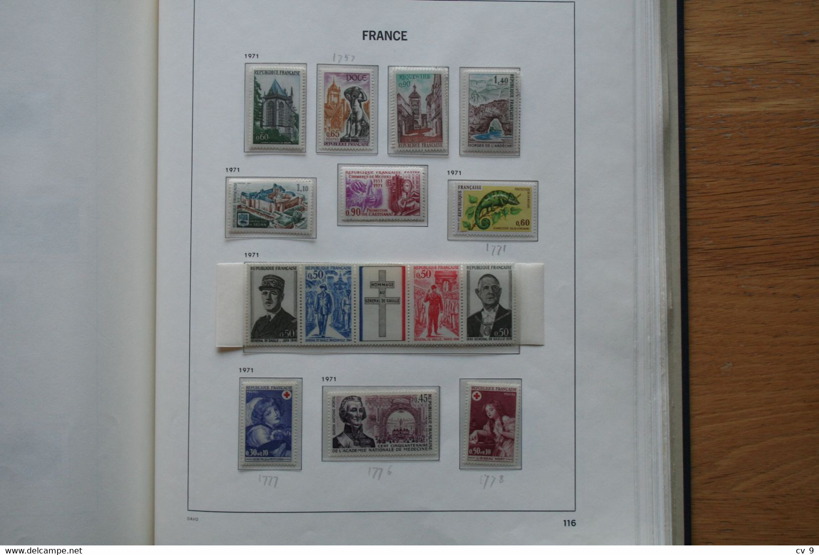 DAVO ALBUM FRANCE FRANKREICH FRANKRIJK year 1849-1979  with lots of stamps See Pictures