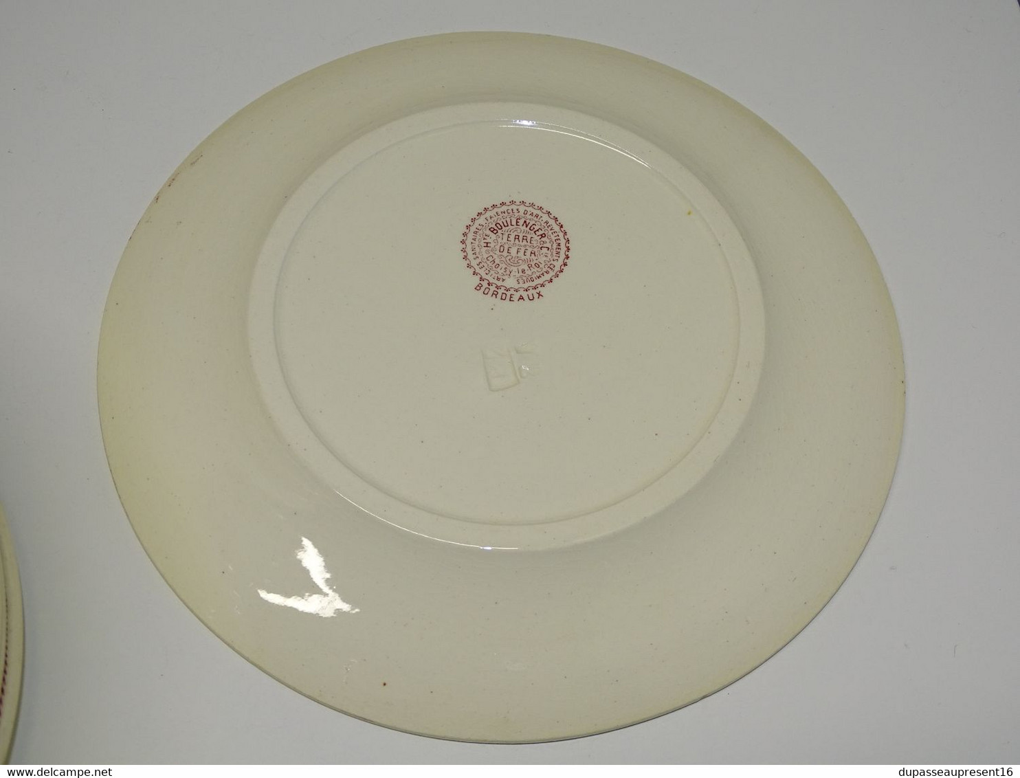 *10 ASSIETTES PLATES CERAMIQUE D'ART H BOULENGER CHOISY LE ROI BORDEAUX DECO   E - Choisy Le Roi (FRA)