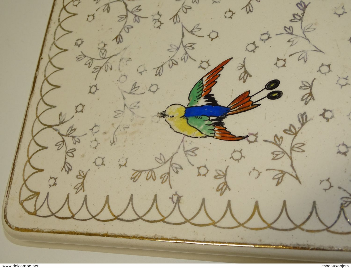 *JOLI ANCIEN DESSOUS DE PLAT CERAMIQUE LONGWY DECO ENVOL D'OISEAUX COLLECTION   E