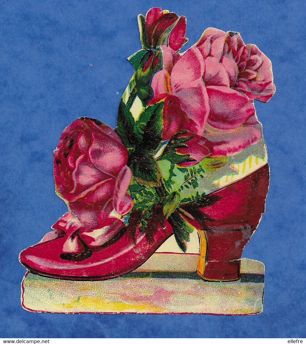 Découpi  Chromo Bouquet De Rose Dans Une Chaussure Ancienne - Légère Petite Déchirure En Bas à Droite Sur Le Socle - Bloemen