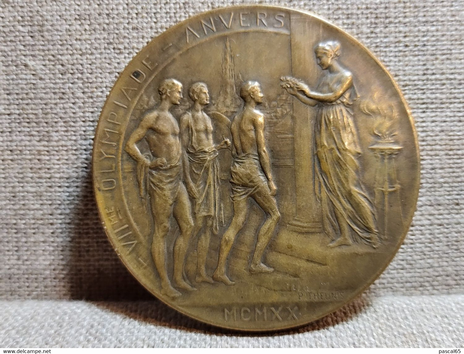 RARE, Jeux Olympiques Anvers 1920 Médaille Commémorative, Olympic Games1920 Antwerp Bronze Commemoration Medal - Apparel, Souvenirs & Other