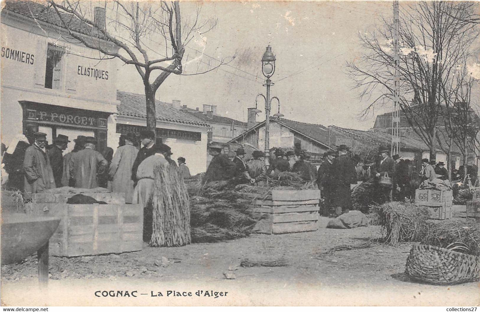 16-COGNAC- LA PLACE D'ALGER - Cognac