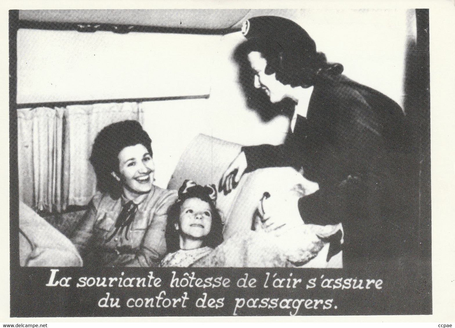 Publicité Air France - Rétrospective 11-  La Souriante Hôtesse De L'air S'assure Du Confort Des Passagers - Andere & Zonder Classificatie