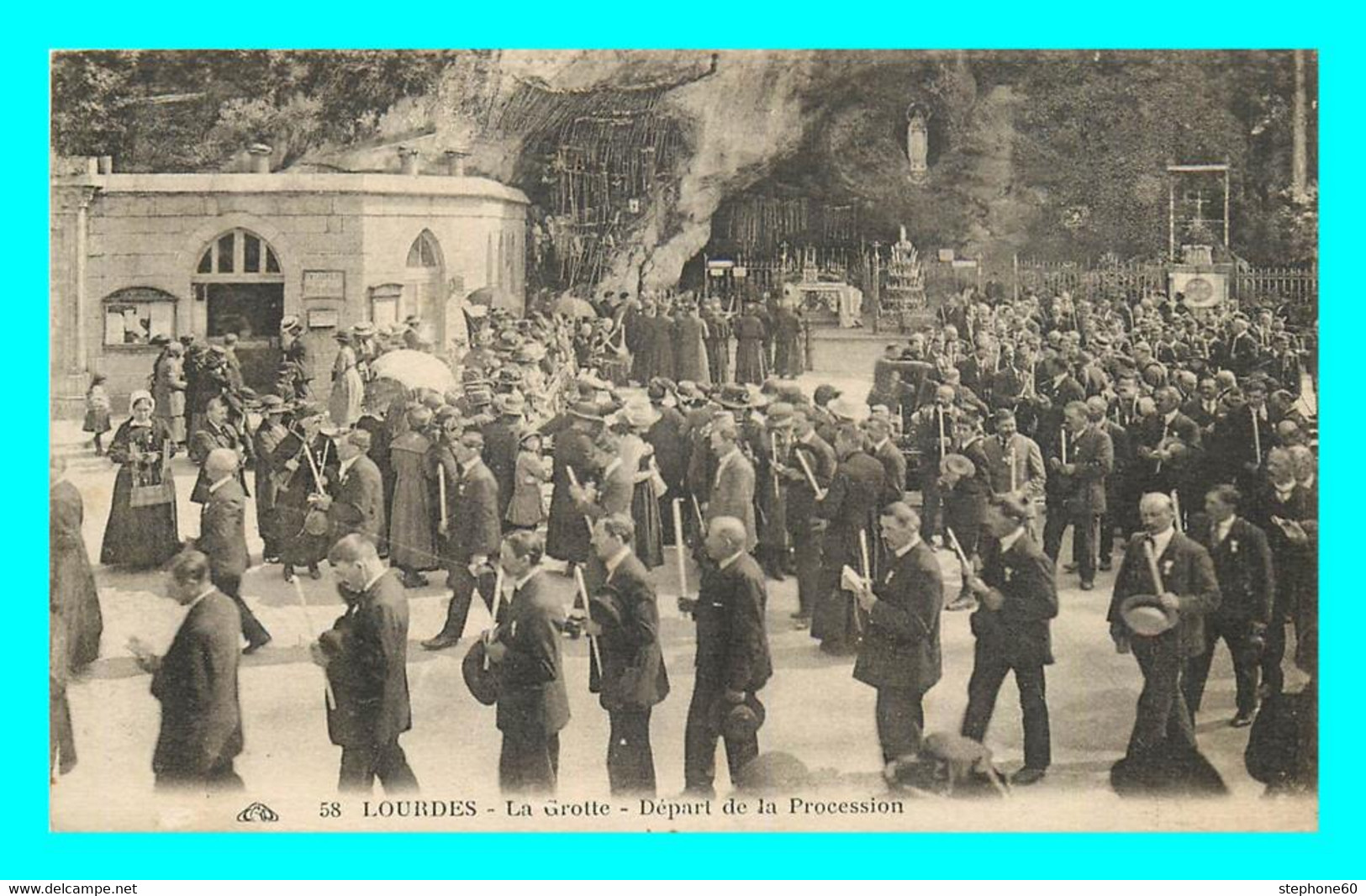 A859 / 051 65 - LOURDES La Grotte Départ De La Procession - Lourdes