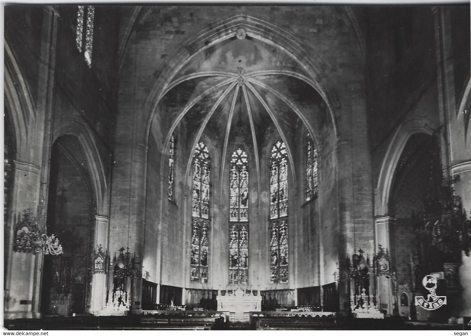 CAPESTANG  LE CHOEUR DE L'EGLISE - Capestang